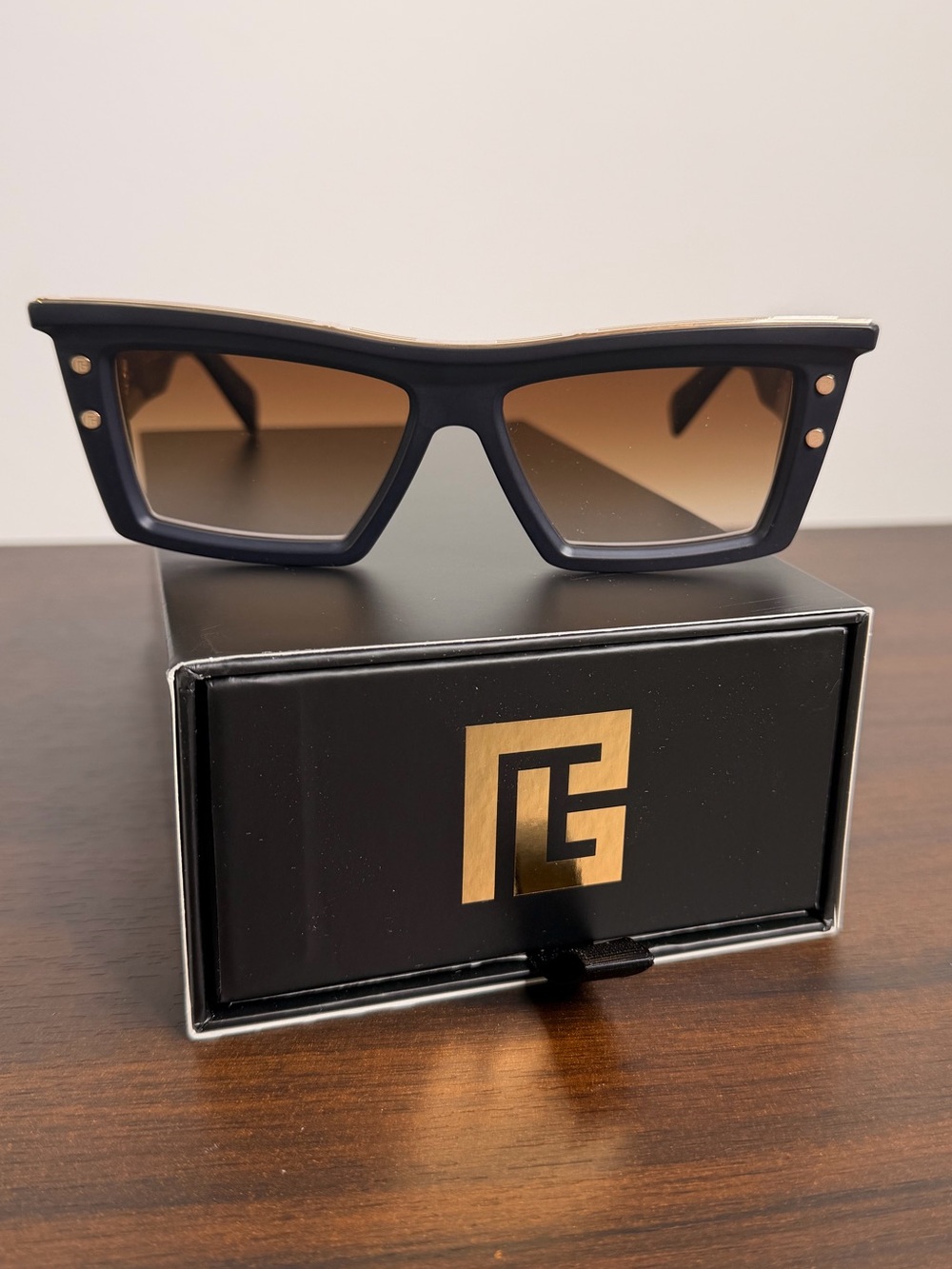 🔥🔥BALMAIN B-VII Akoni Matte Navy White Gold Sunglasses BPS-131B-55 Japan- 🔥🔥